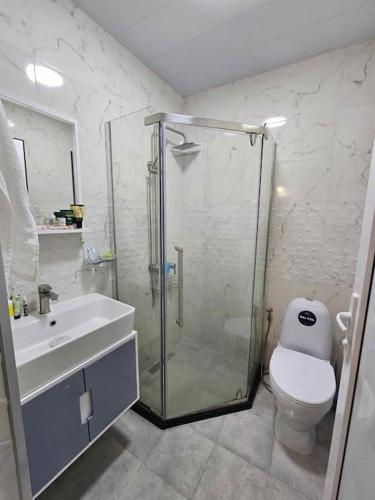 MaRKoS Sololaki Flat