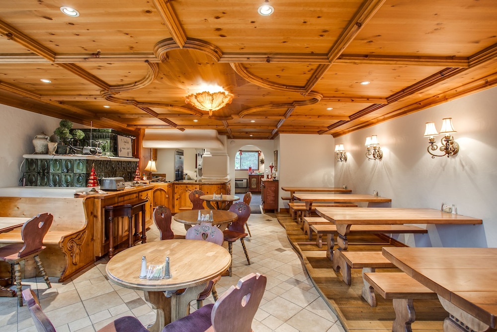 Alpine Rivers Inn - photo 29