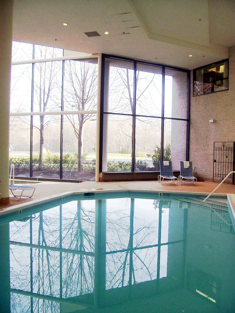 Doubletree by Hilton Somerset Hotel and Conference Center - photo 25
