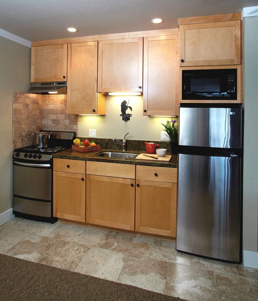 Donner Lake Village Resort - photo 9