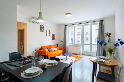 J Home Designer Apartment near Buda Castle Sleeps 6 12 with next door — 4-Star Luxury Hotel in Budapest, Hungary