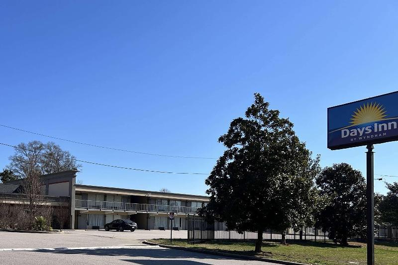 Days Inn by Wyndham Monroe NC - photo 15