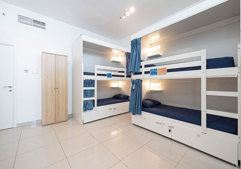 Skyview Hostel — 5-Star Luxury Hotel in Dubai, United Arab Emirates