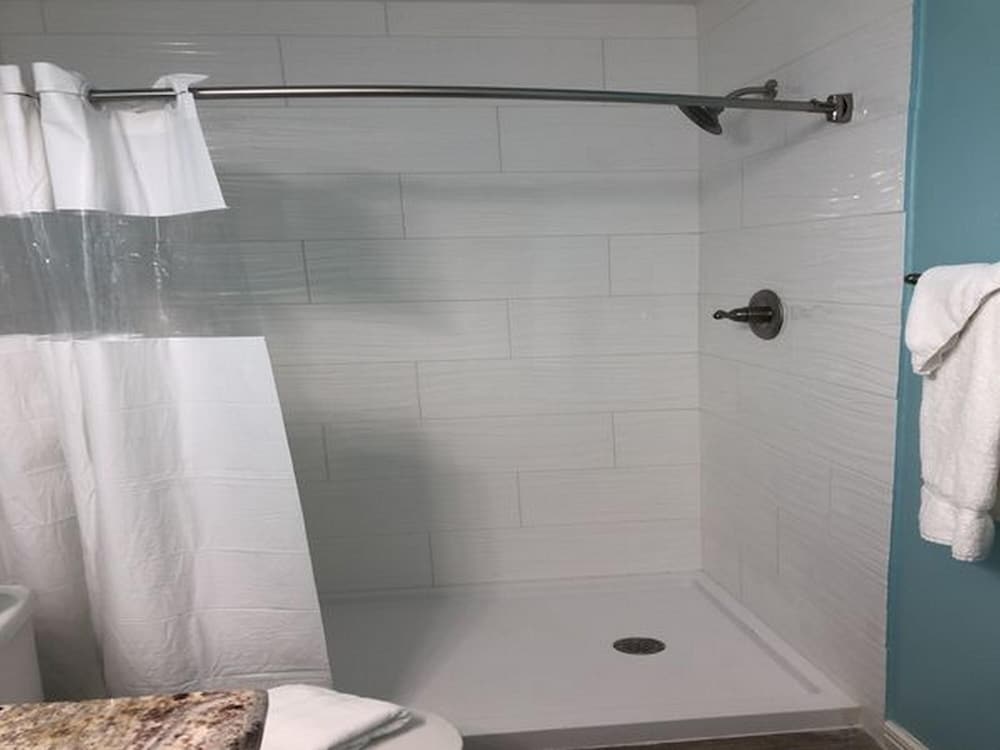 Beachgate CondoSuites and Oceanfront Resort - photo 153