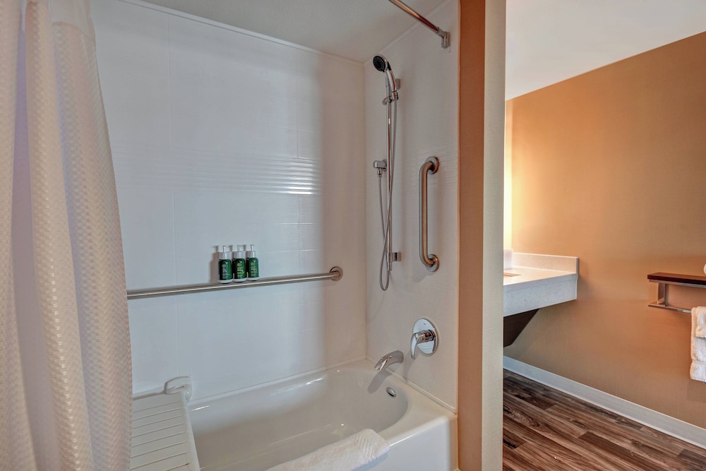 TownePlace Suites by Marriott Las Vegas Airport South - photo 31