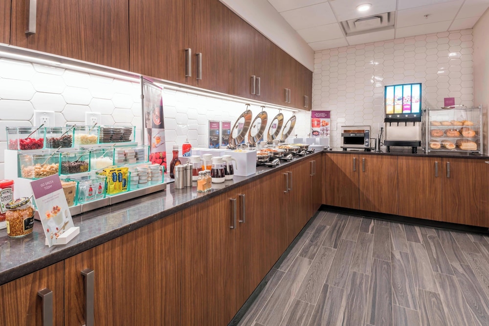 Residence Inn by Marriott Jersey City - photo 23