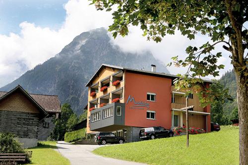 Hotel Garni Madrisa — hotel in Brand