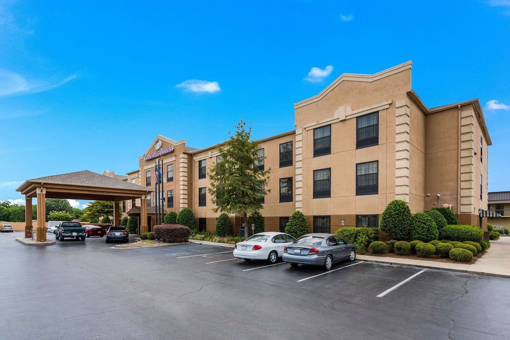 Comfort Suites Monroe - photo 77