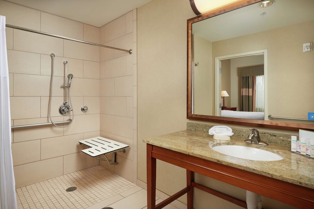 Hampton Inn & Suites Salem OR - photo 22