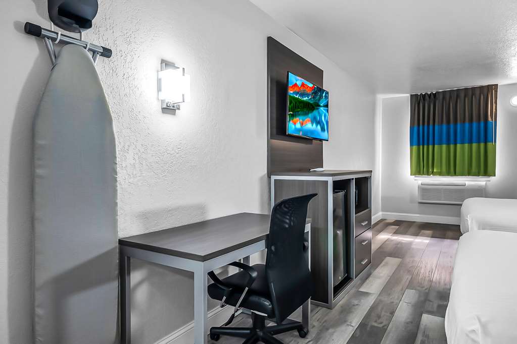 SureStay Hotel by Best Western Oklahoma City West - photo 15