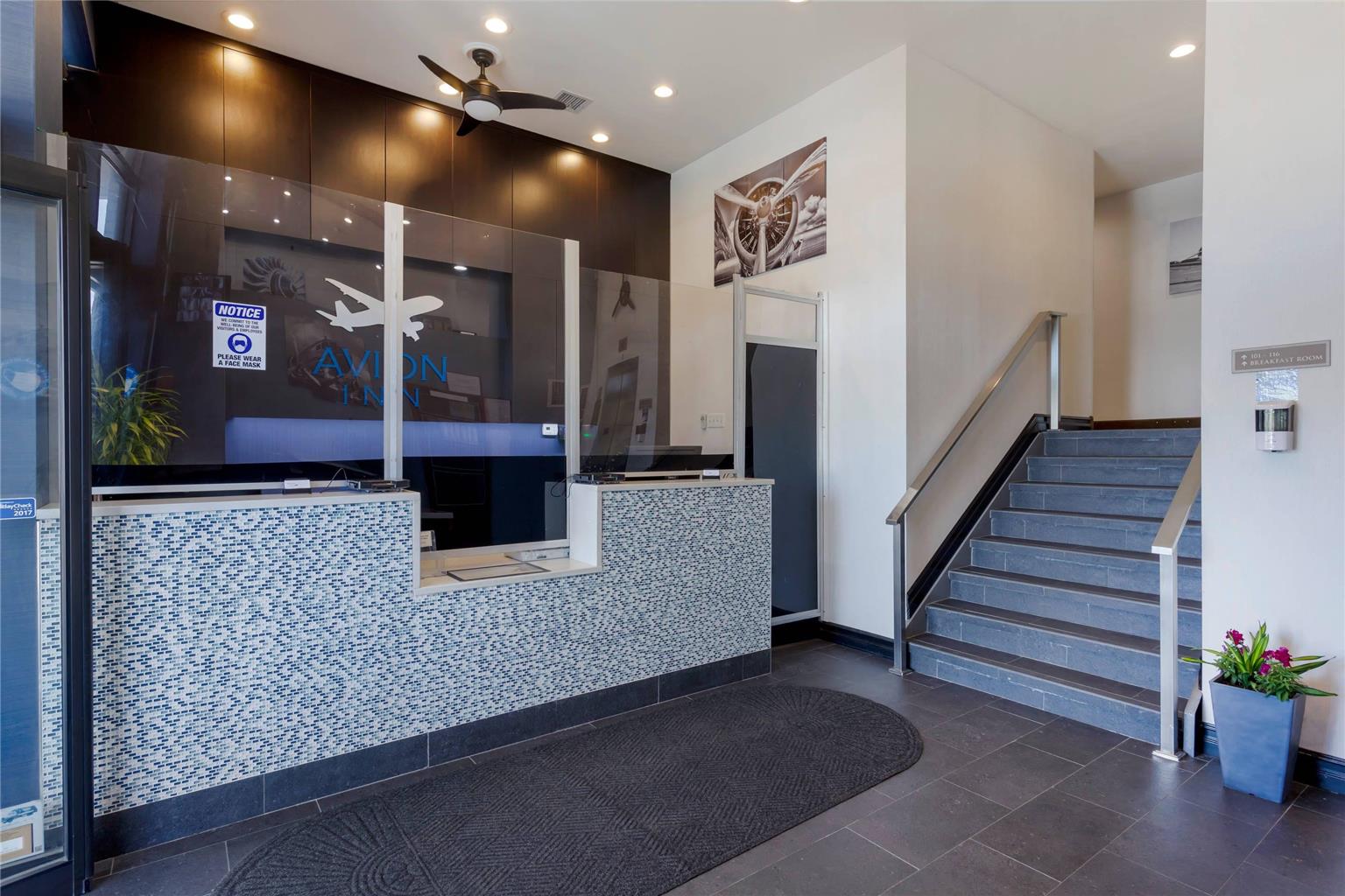 Avion Inn Near LGA Airport an Ascend Collection Hotel - photo 3