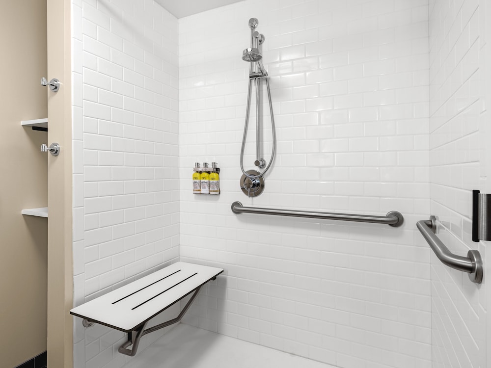 Staybridge Suites Seattle South Lake Union by IHG - photo 36