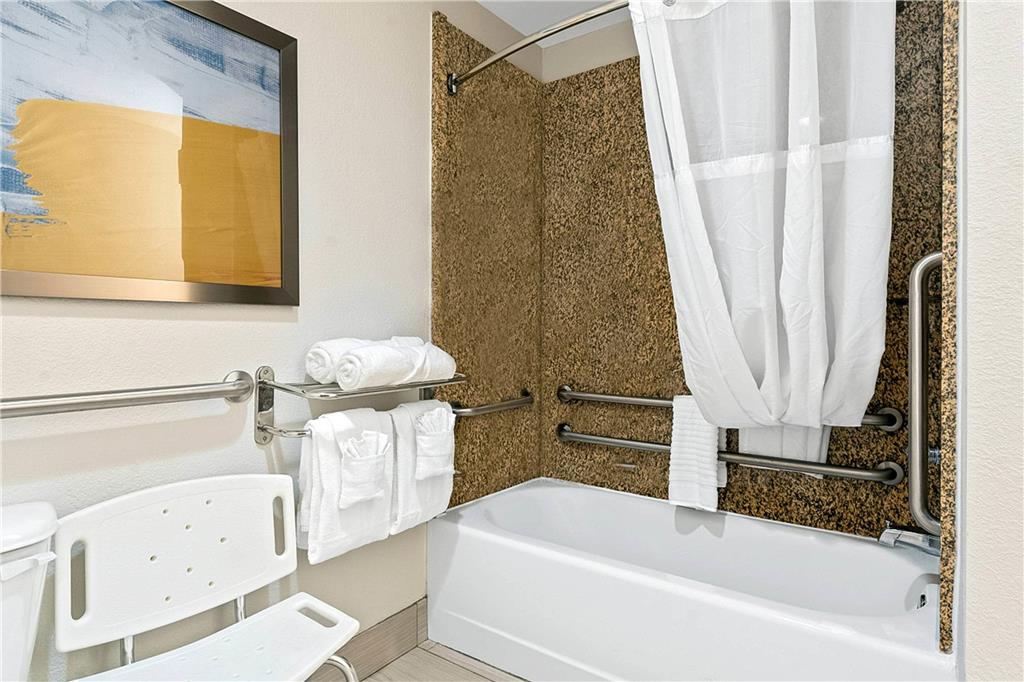 Comfort Suites Augusta Riverwatch - photo 13