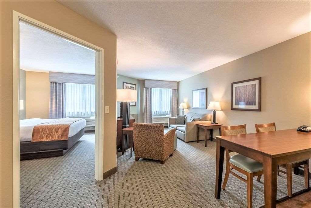 AmeriVu Inn and Suites Chisago City - photo 13