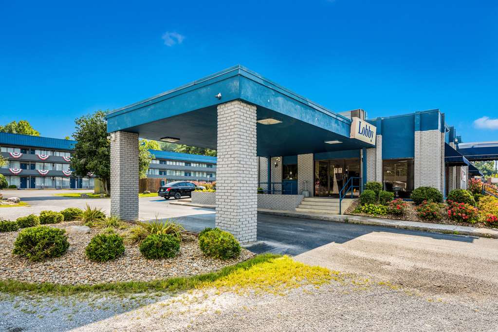 Suburban Studios Middlesboro - carbon neutral hotel in Middlesboro