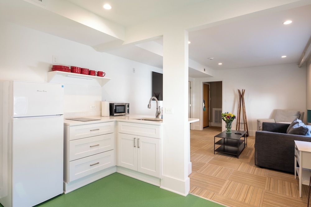 Little Mod Hotel - photo 13