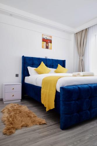 Alina Ridge Luxe Apartment