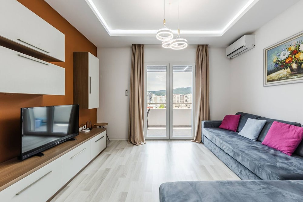 Cazare Luxandra - carbon neutral hotel in Borsa