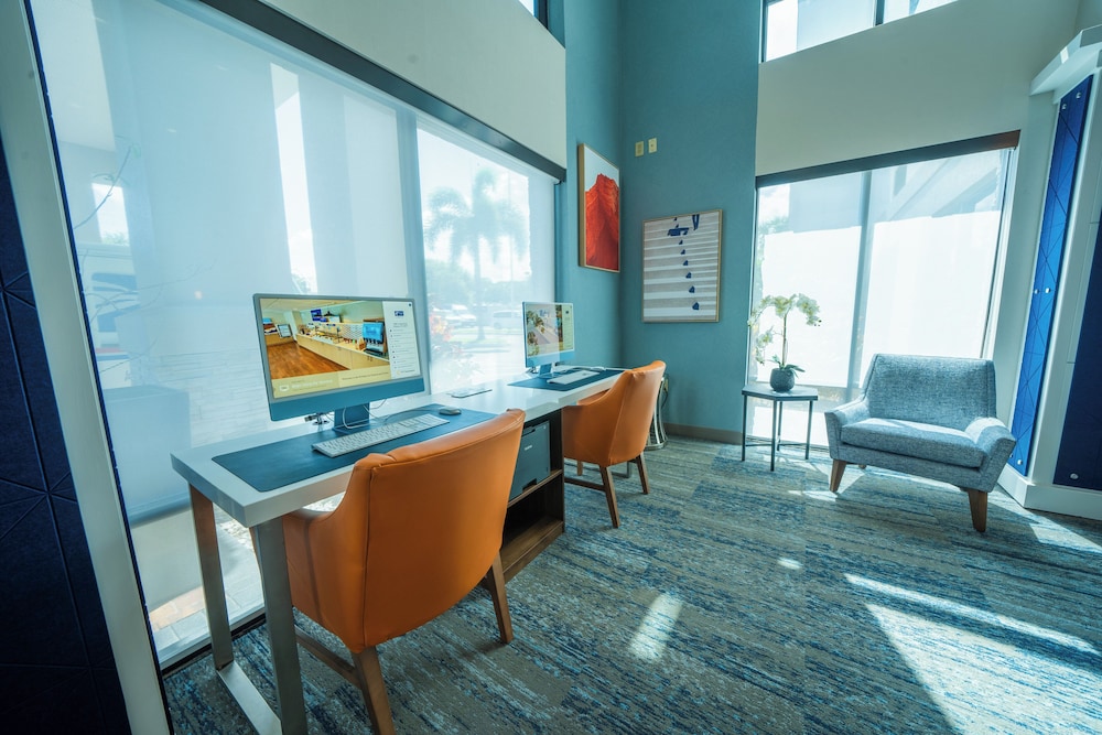 Holiday Inn Express Hotel & Suites Tampa Northwest Oldsmar by IHG - photo 38