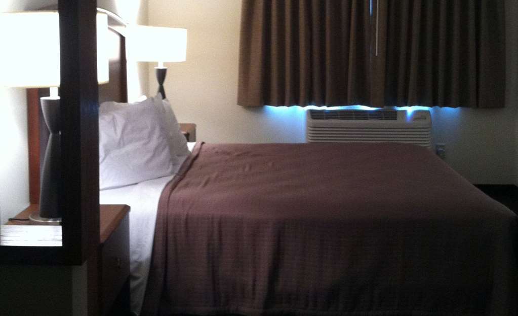 AmericInn by Wyndham Beulah - photo 11