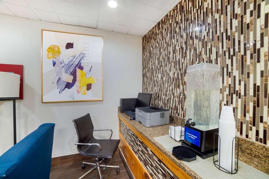 Comfort Inn Asheville Airport - photo 24