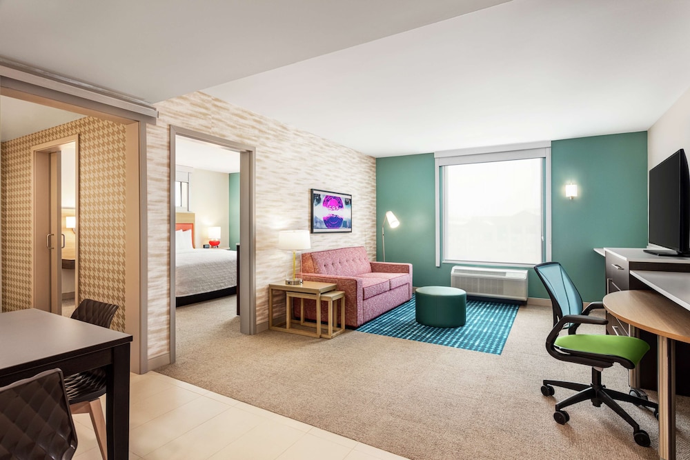Home2 Suites by Hilton Milwaukee West - photo 9