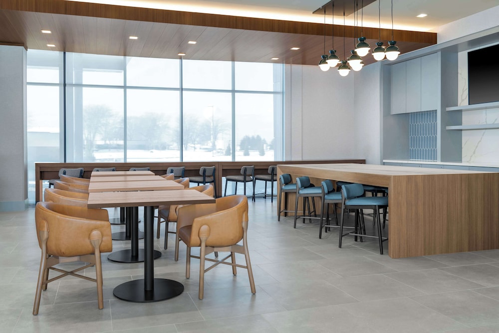Homewood Suites by Hilton Holland - photo 2
