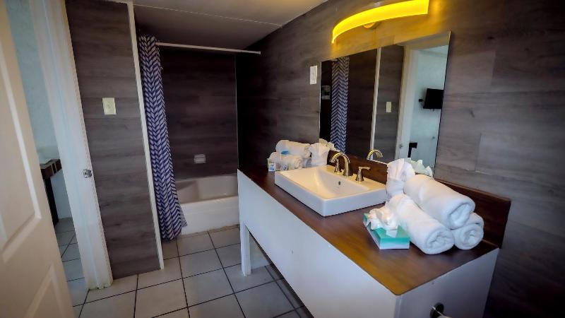 Banana Peel Resort - photo 21