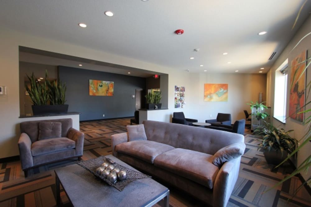 East Avenue Inn & Suites - photo 24