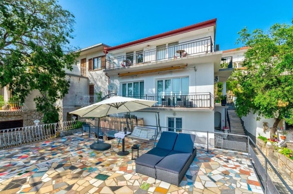 Apartman Draga — 4-Star Luxury Hotel in Crikvenica, Croatia