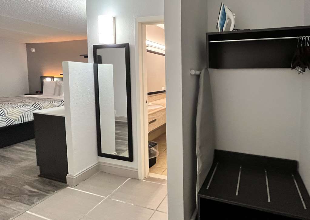 Studio 6 Rock Hill SC Cherry Road - photo 4