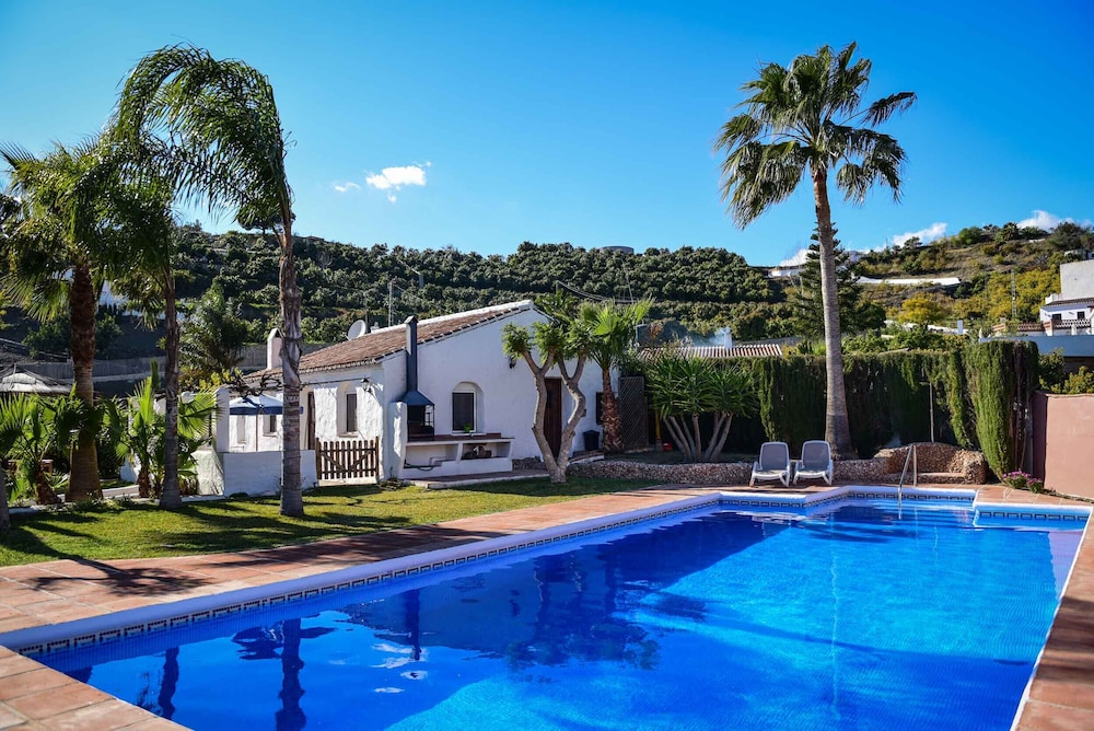 1145 Cortijo la Perla — hotel in Frigiliana