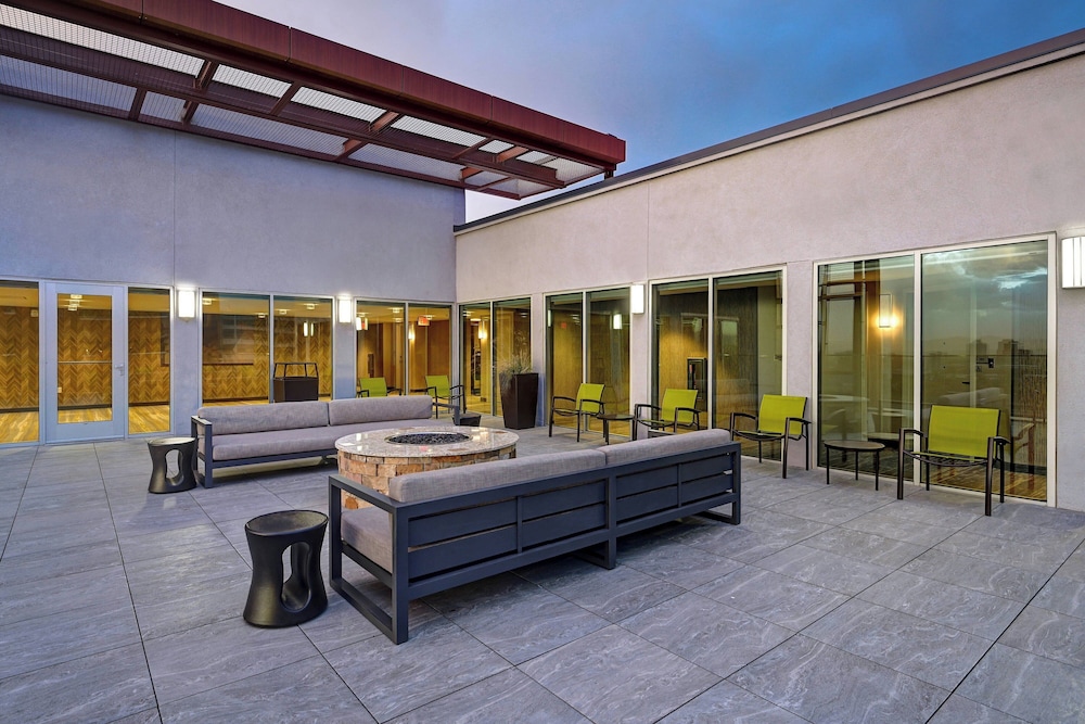 SpringHill Suites by Marriott Albuquerque University Area - photo 31
