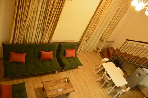 Tovstonogovi Street Apartment