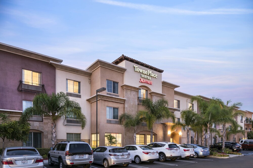 TownePlace Suites by Marriott San Diego Vista - carbon neutral hotel in Vista