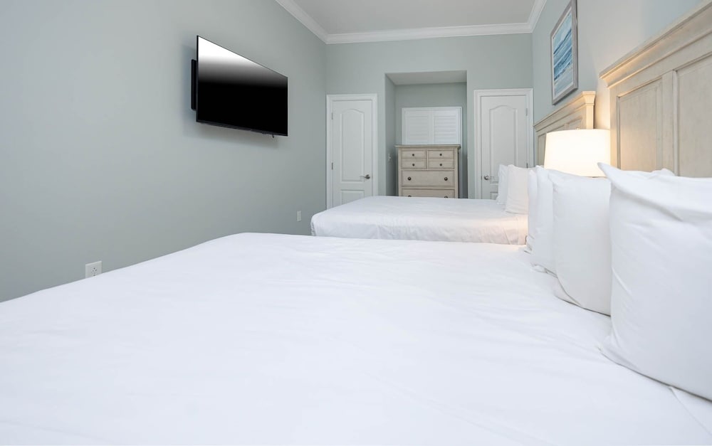 Phoenix Gulf Towers 2702 2 Bedroom Condo - photo 8