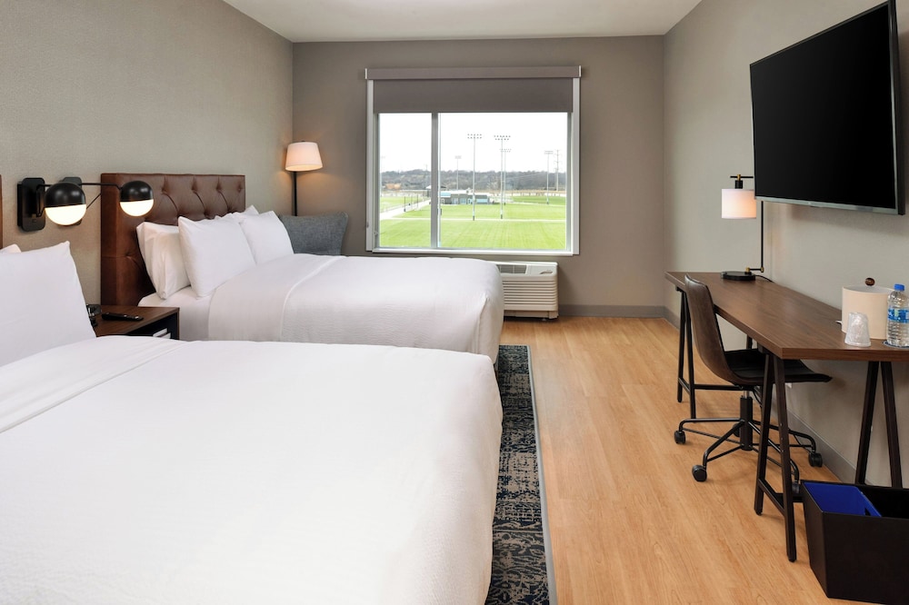 Four Points by Sheraton Kansas City Olathe - photo 13