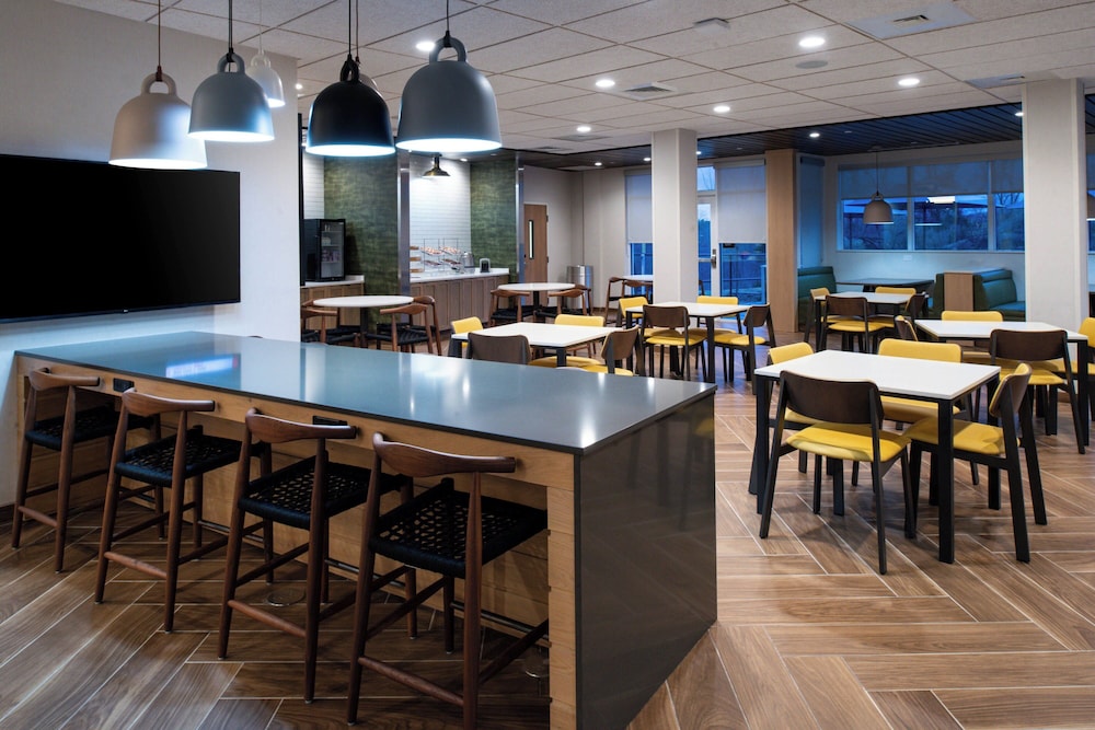 Fairfield Inn & Suites by Marriott Charlotte University Research Park - photo 33