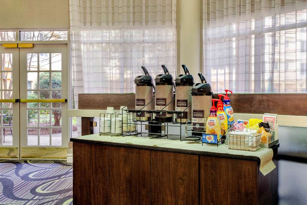 La Quinta Inn & Suites by Wyndham Raleigh Durham Intl AP - photo 25