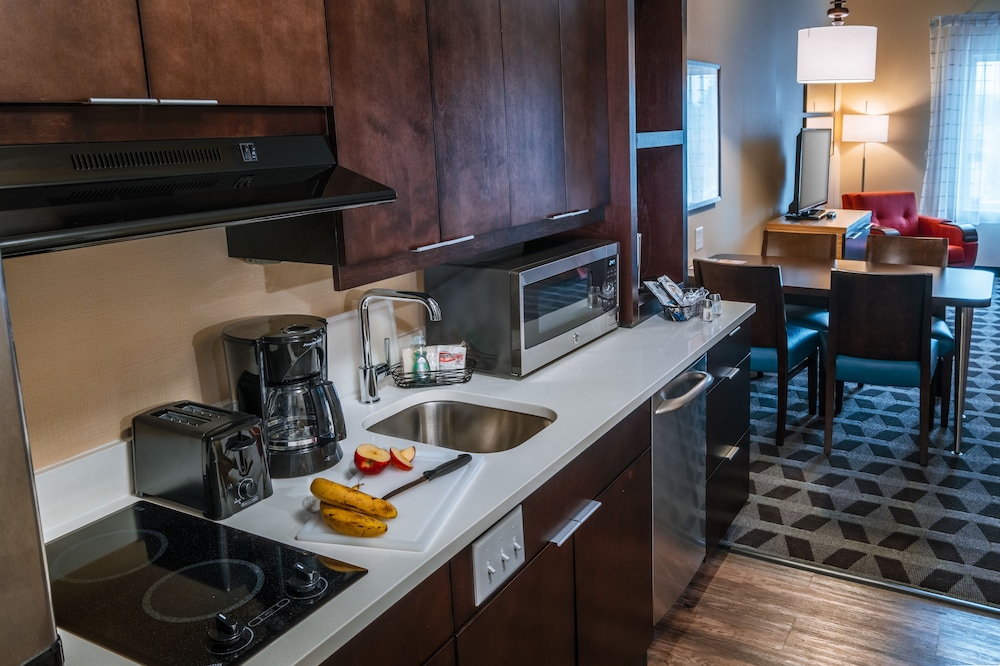 TownePlace Suites Toledo Oregon - photo 13