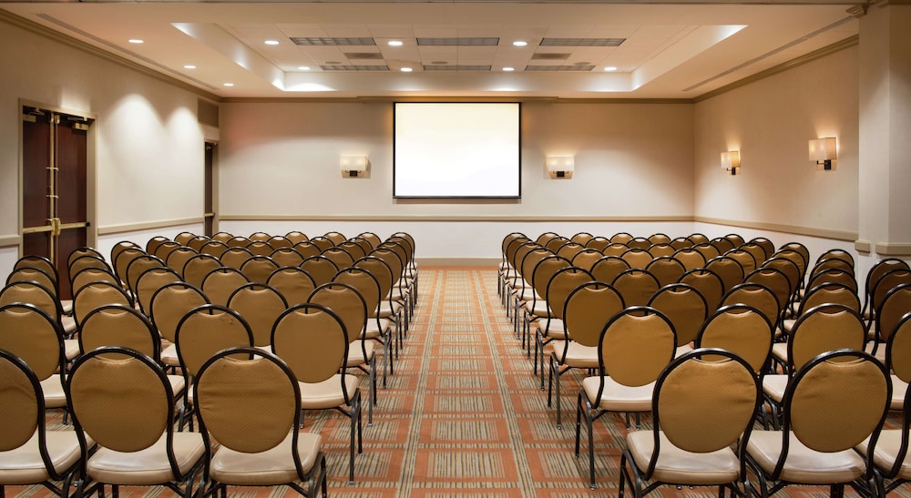 DoubleTree by Hilton Philadelphia West - photo 60
