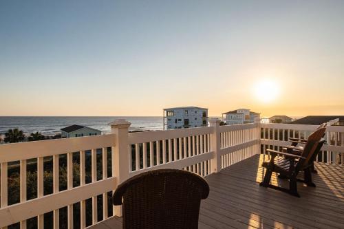 Cox Landing by Oak Island Accommodations - photo 22