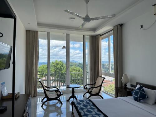 The Cloud Hanthana Kandy - carbon neutral hotel in Kandy