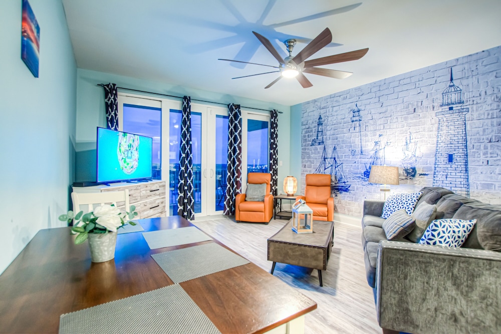 Laketown Wharf Resort by Aneliya's Rentals - photo 477