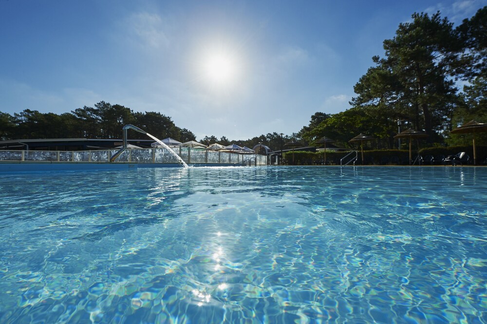La Jenny Naturist Resort — hotel in Le Porge