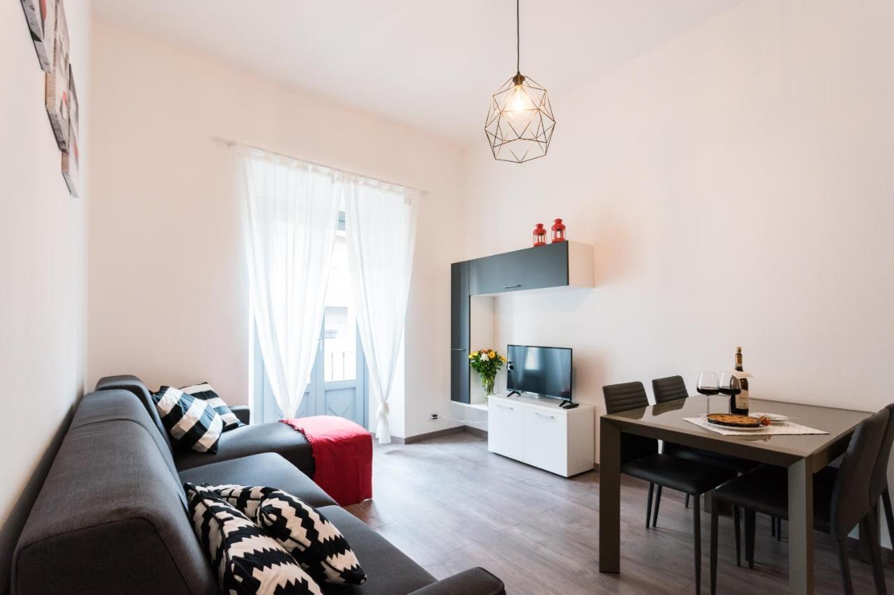 Central & Modern Apartment by Rent All Como — 4-Star Luxury Hotel in Como, Italy