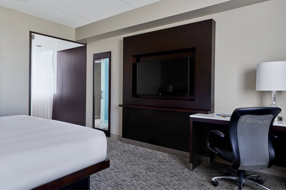 Pittsburgh Marriott North - photo 14