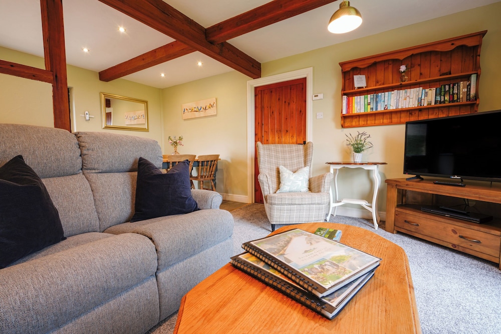 Bolehill Farm Cottages — Bakewell — photo 5