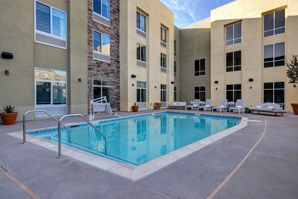 Hilton Garden Inn Temecula CA - photo 36