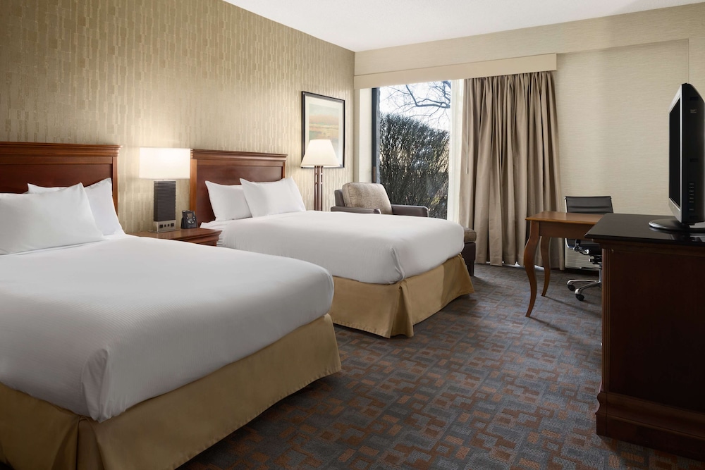 Doubletree by Hilton Somerset Hotel and Conference Center - photo 10